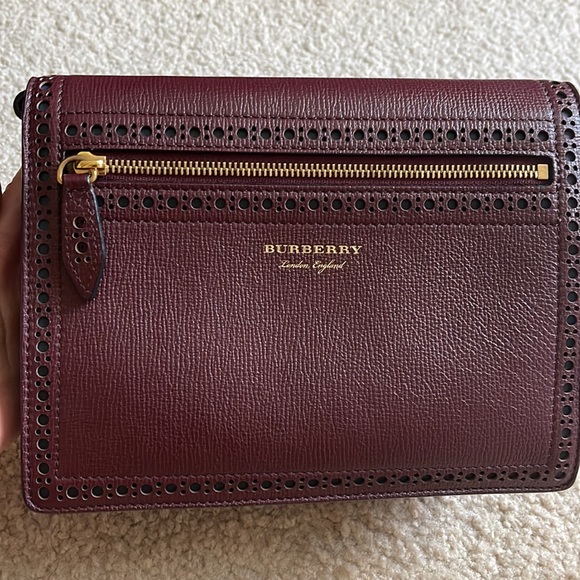 Burberry handbag - Picture 2 of 7